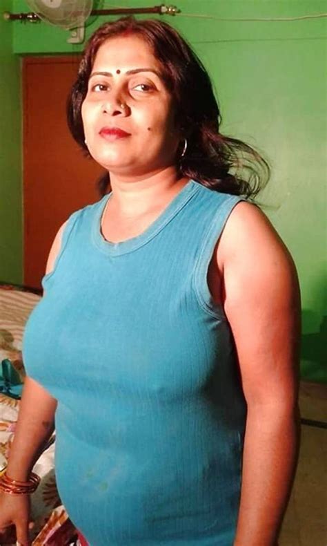 Desi Aunty In Bra Porn Videos